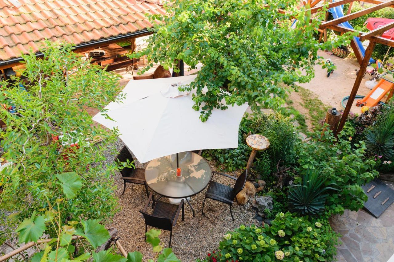 Holiday House Gendar, Chernomorets Esterno foto